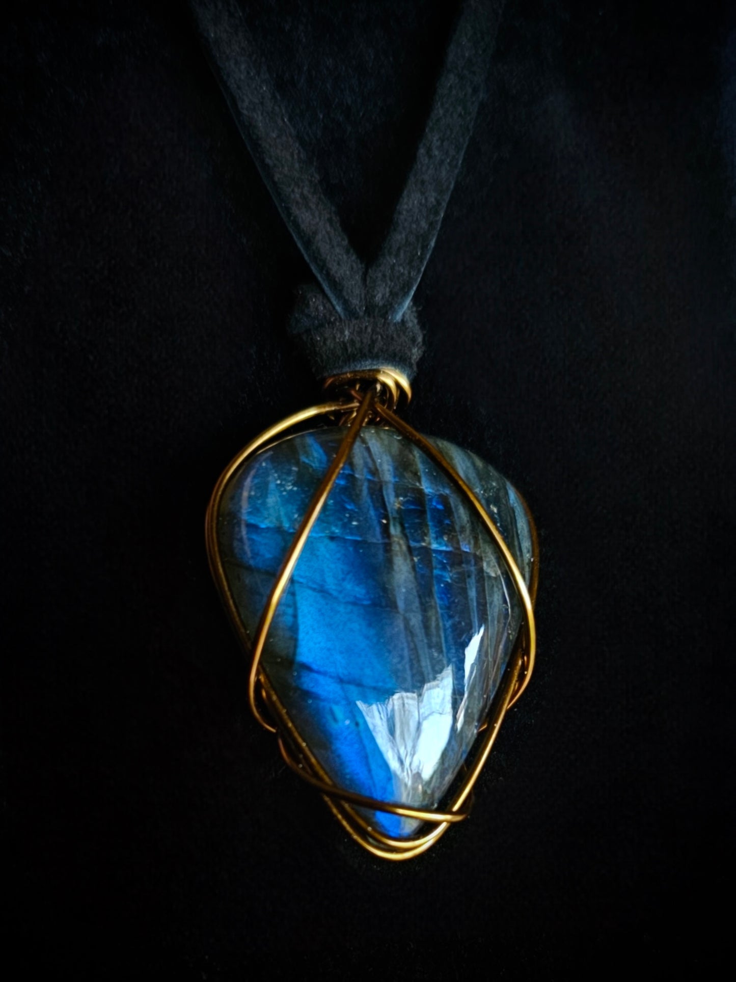 Labradorite Pendant | Medium Drop, Inverted