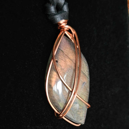 Wrapped Pendant: Labradorite